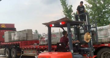 岳阳 黄金麻冰裂纹，地铺石装车