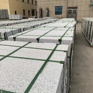 岳阳 白麻花岗岩5.0公分荔枝面地铺石