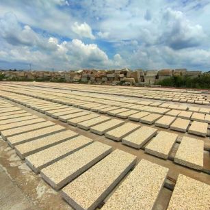 岳阳 黄金麻荔枝面花岗岩石材地铺石防护中