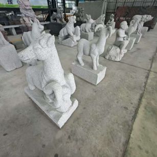 岳阳 芝麻白花岗岩造型立体雕刻——十二生肖