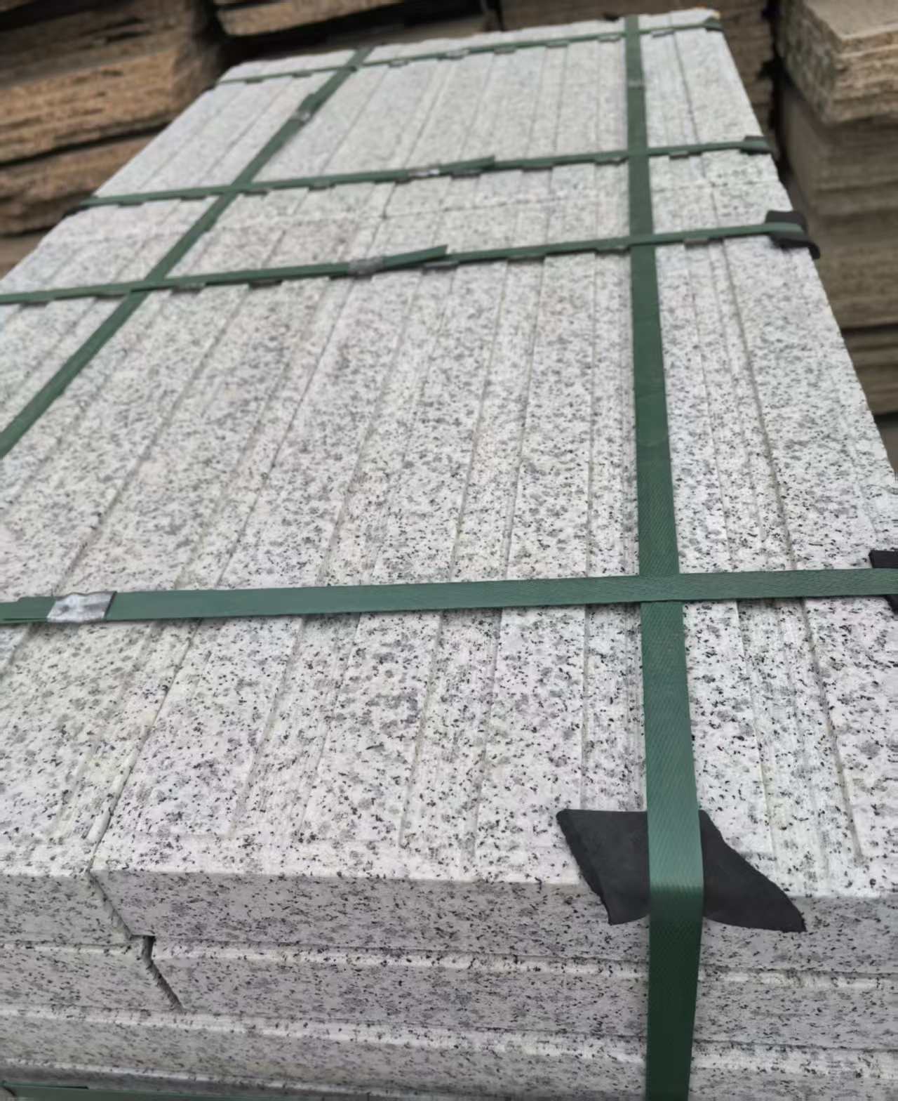 岳阳 白麻花岗岩直行盲道石，盲条，地铺石