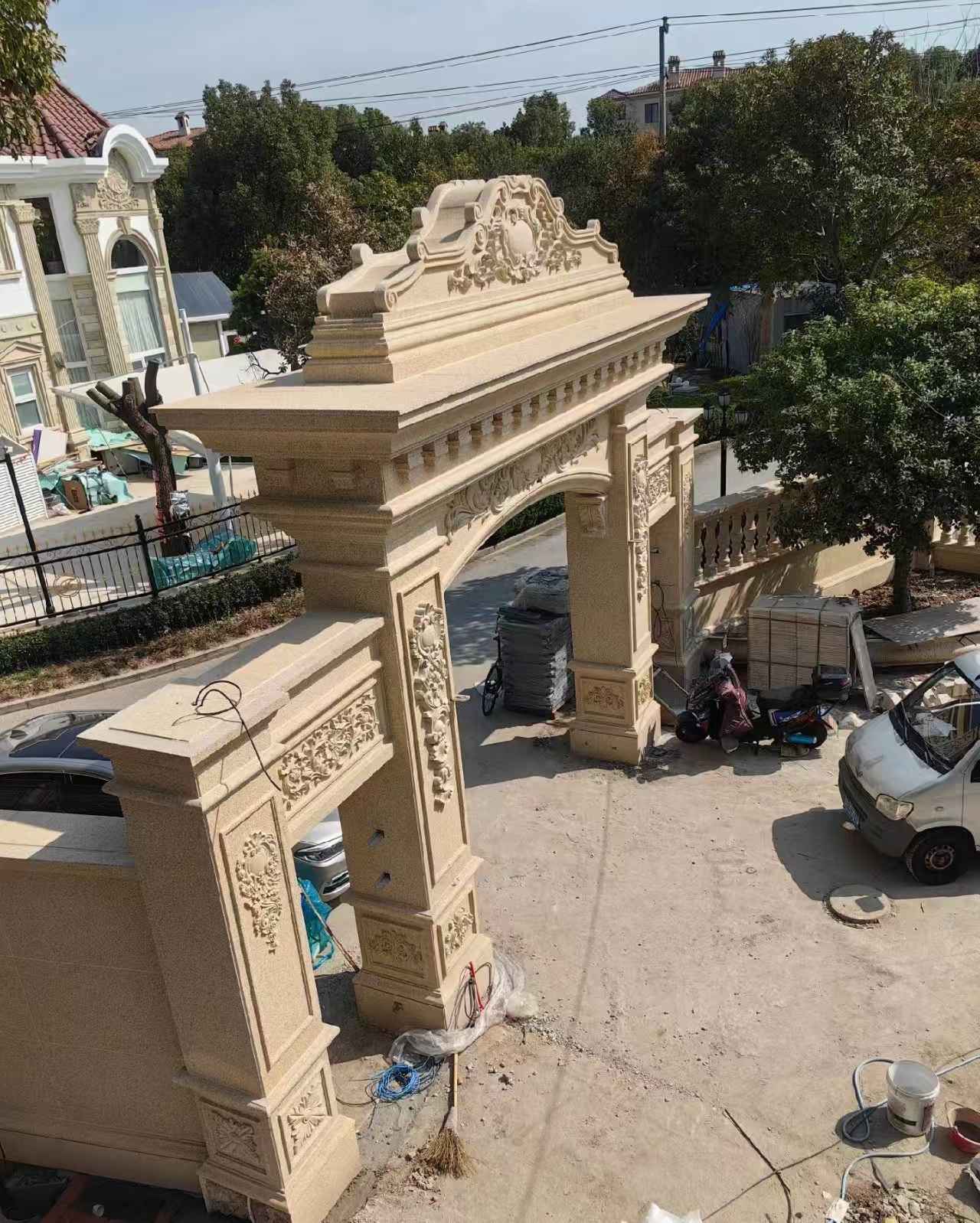 岳阳 黄金麻荔枝面花岗岩别墅门楼