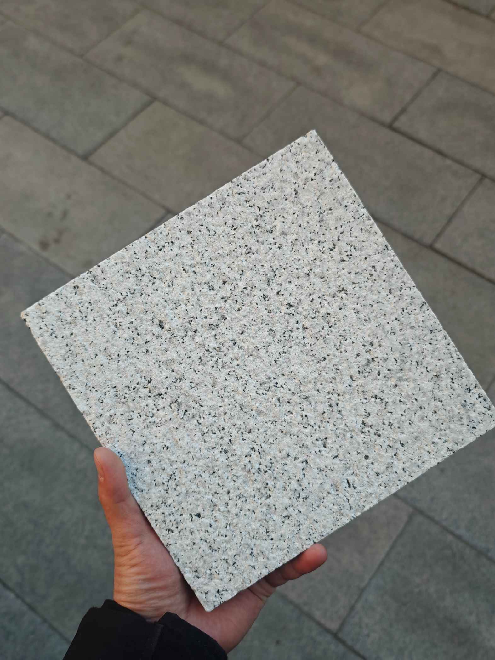 岳阳 白麻荔枝面花岗岩石材