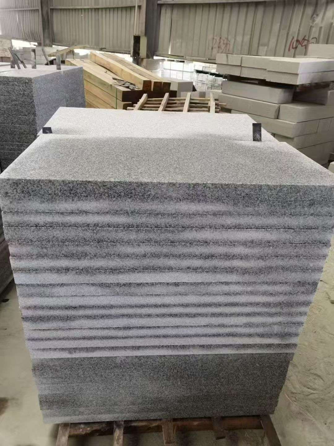 岳阳 芝麻白5公分火烧地铺成品，900*400，规格可定制