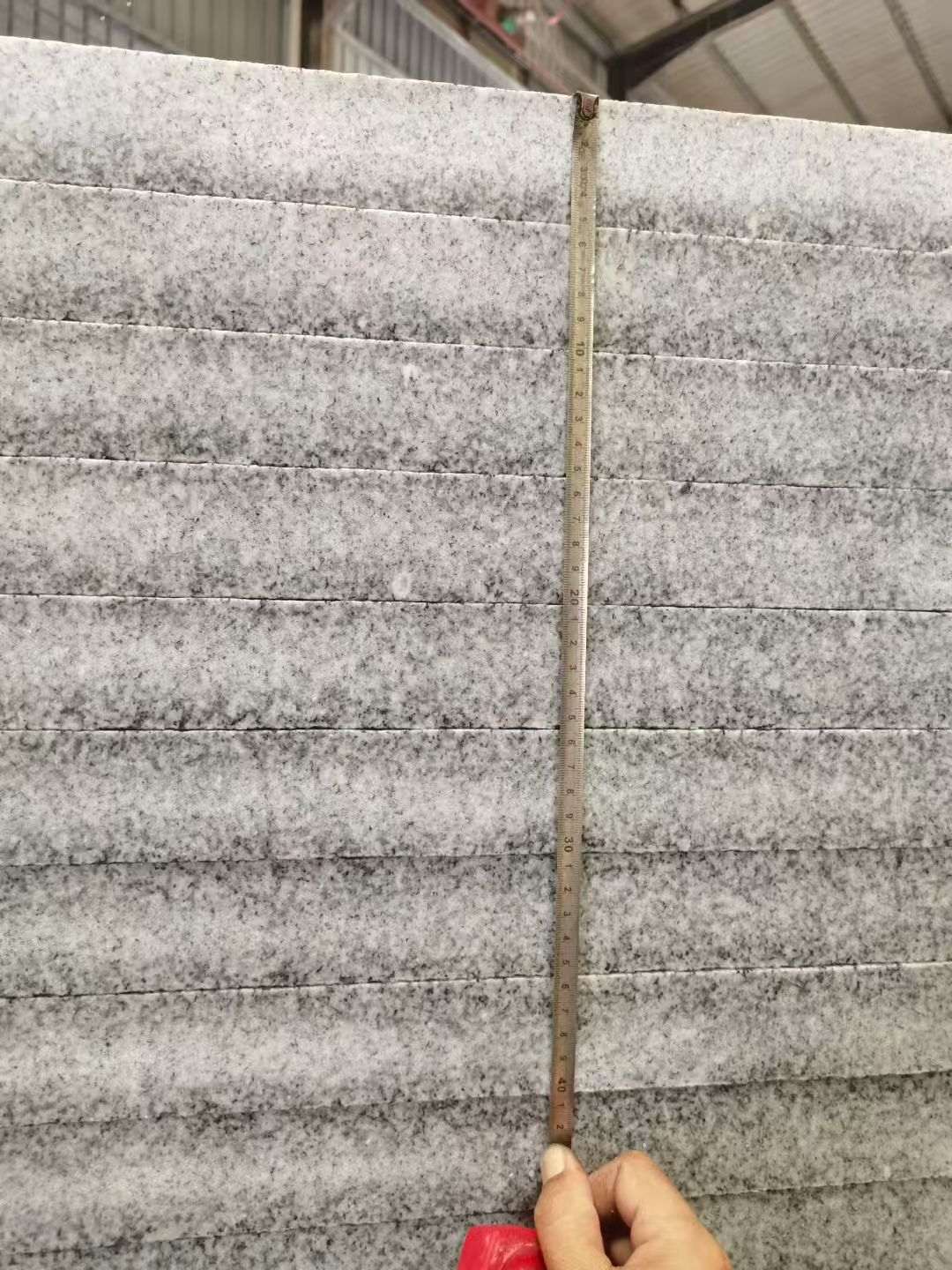 岳阳 芝麻白火烧成品厚薄均匀，B料价格接近A料质量