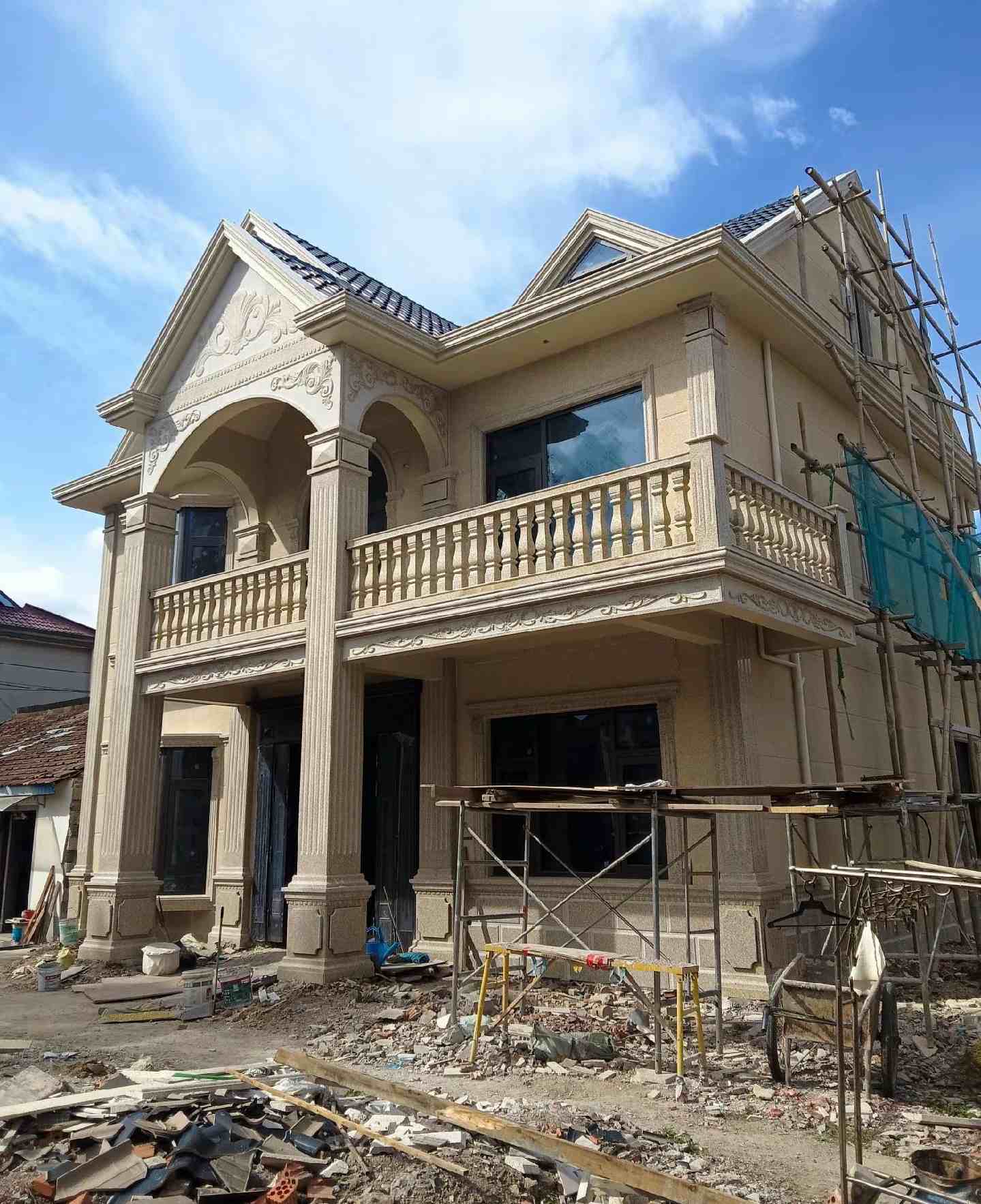 岳阳 黄金麻花岗岩石材私人别墅雕花门楼柱阳台栏杆