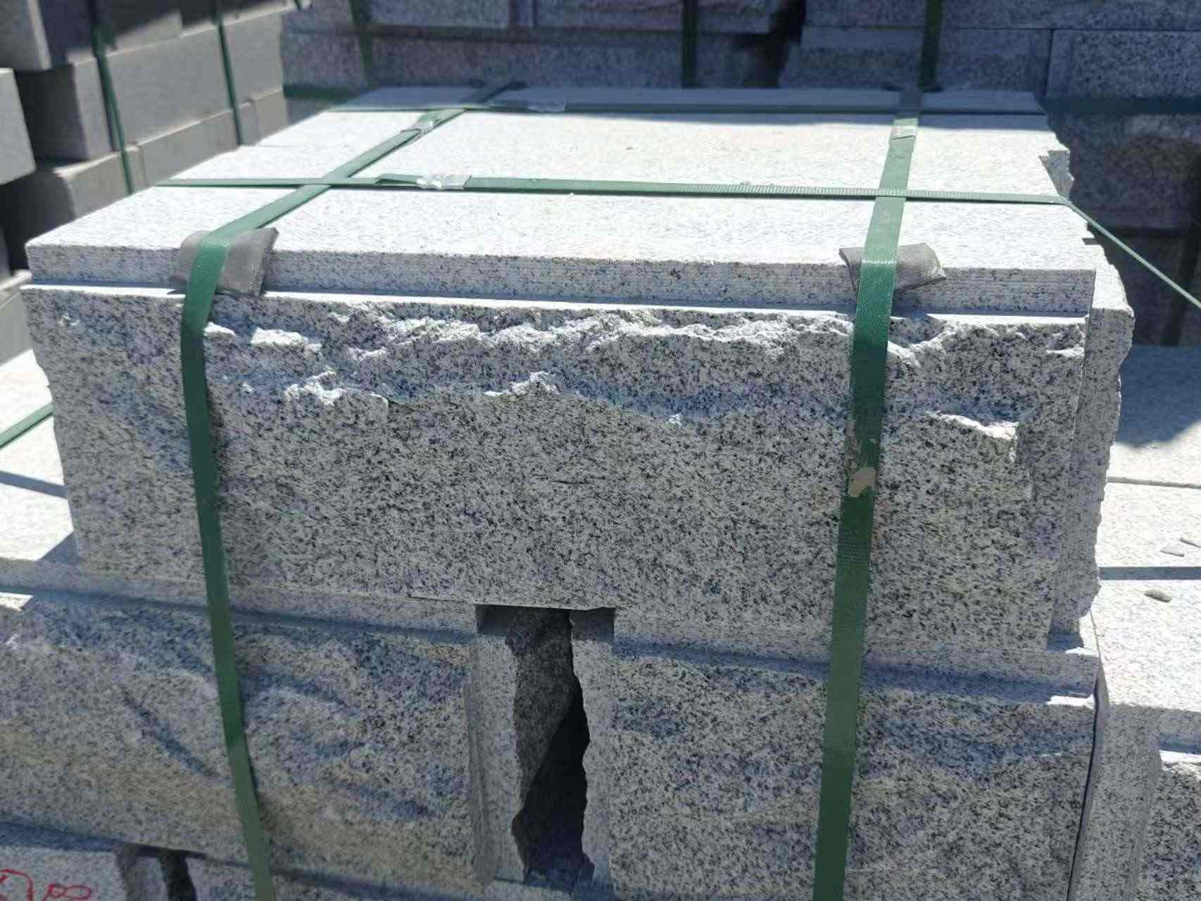 岳阳 芝麻白花岗岩自然面成品