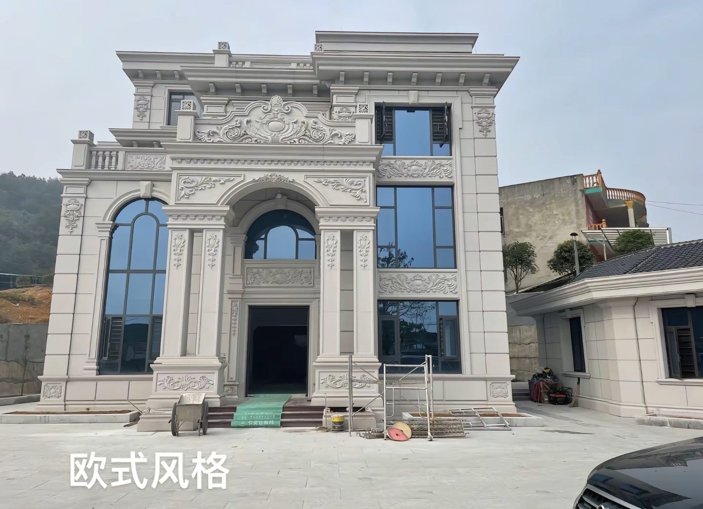 岳阳 白麻花岗岩别墅外墙干挂