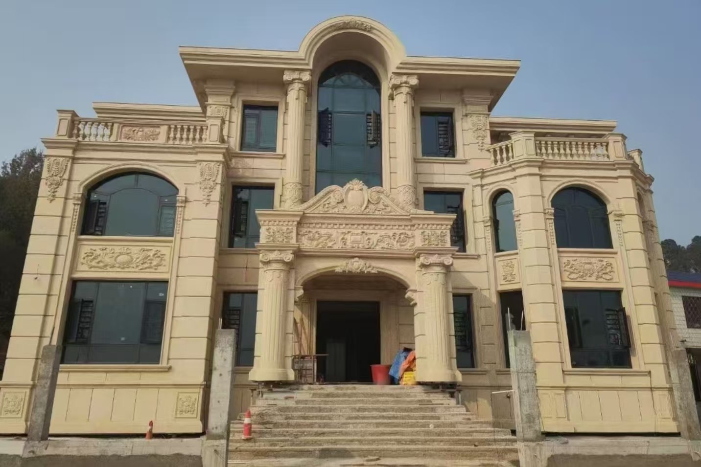 岳阳 黄金麻花岗岩别墅外墙干挂